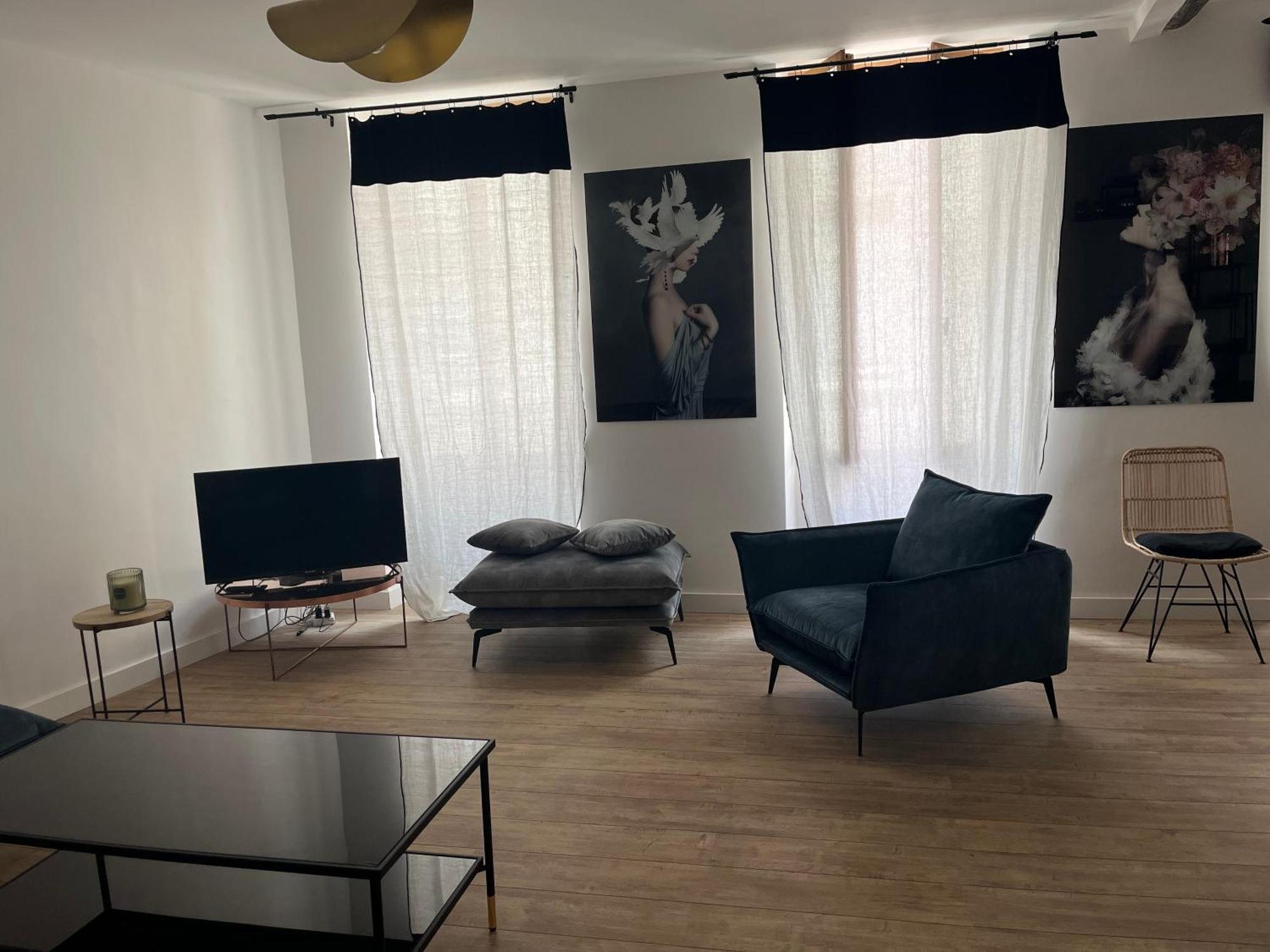 Bel Appartement En Plein Coeur De Carpentras Eksteriør bilde